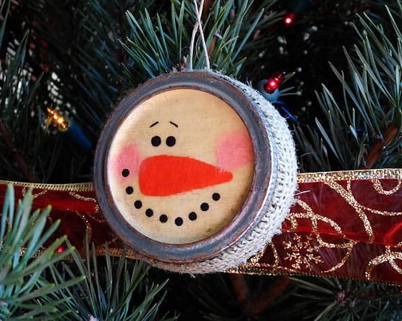 Antique Canning Lid Snowman Ornament Craft